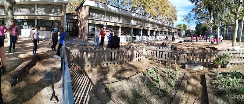 Escuela Baró de Viver