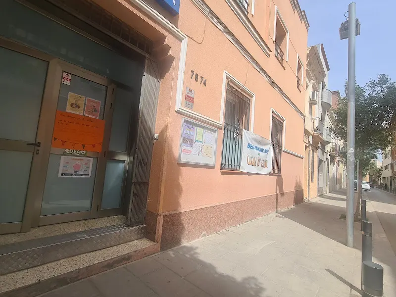 Colegio 24-25 - Escuela de enseñanza general en Barcelona - foto 2