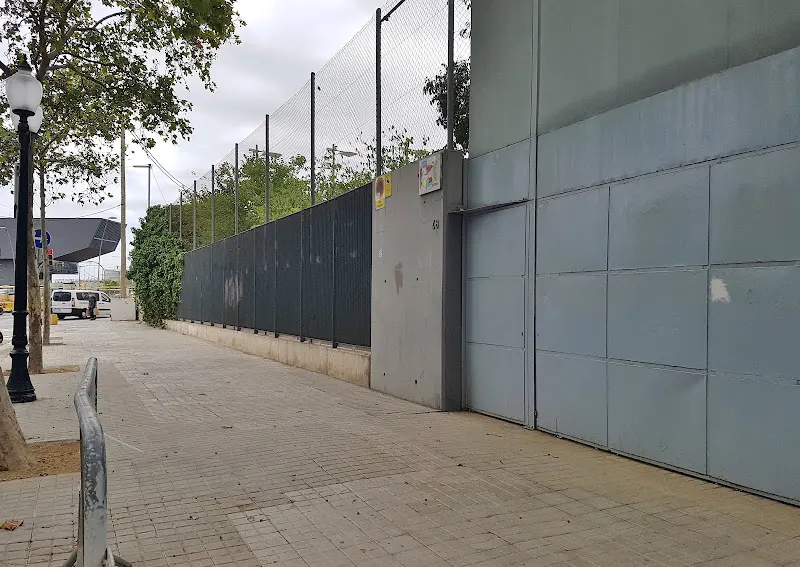 INS Salvador Espriu - Instituto de secundaria en Barcelona - foto 2