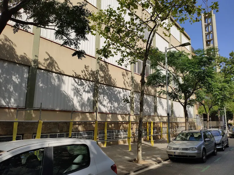 Escola Ramón Llull - Centro de educación secundaria en Barcelona - foto 3