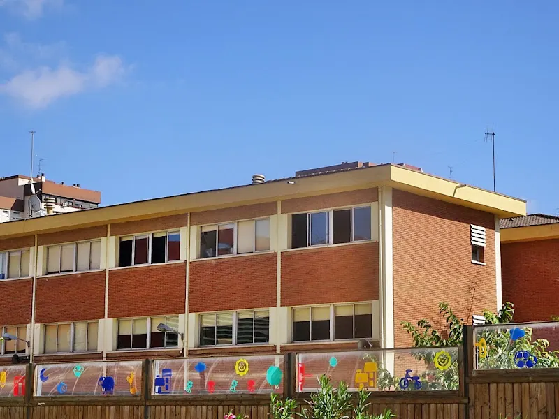 CEIP Francisco Giner de los Ríos - Colegio público en Valencia - foto 2