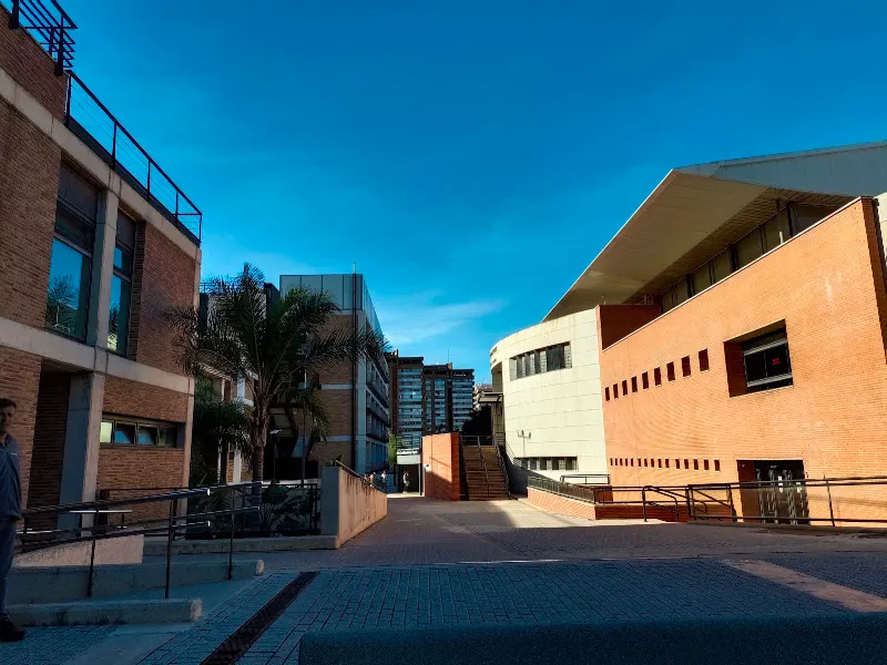 Universitat de València: Servici d'Educació Física i Deports