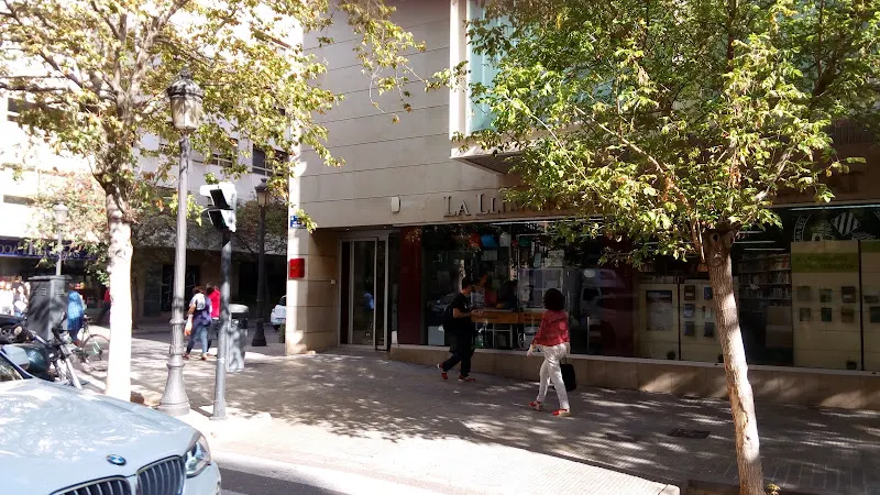 Publicaciones de la Universidad de Valencia - Valencia