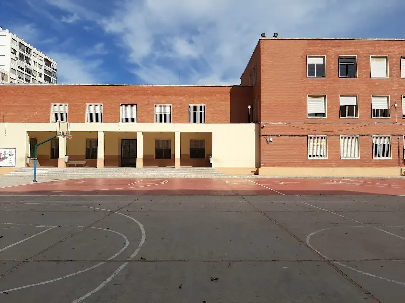 CEIP Montolivet - Colegio público en Valencia - foto 2