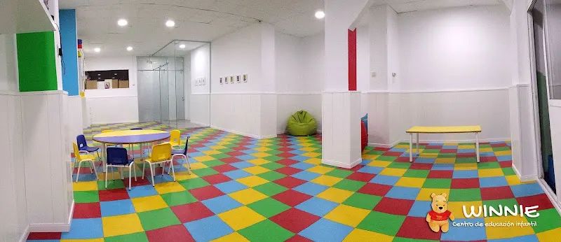 Centro de Educación Infantil Winnie Benlloch - Guardería en Valencia - foto 2