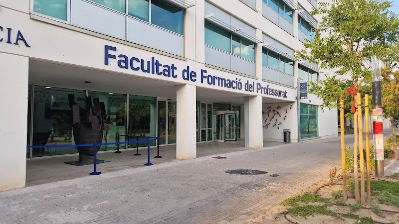Universitat de València - Facultat de Formació del Professorat - Valencia