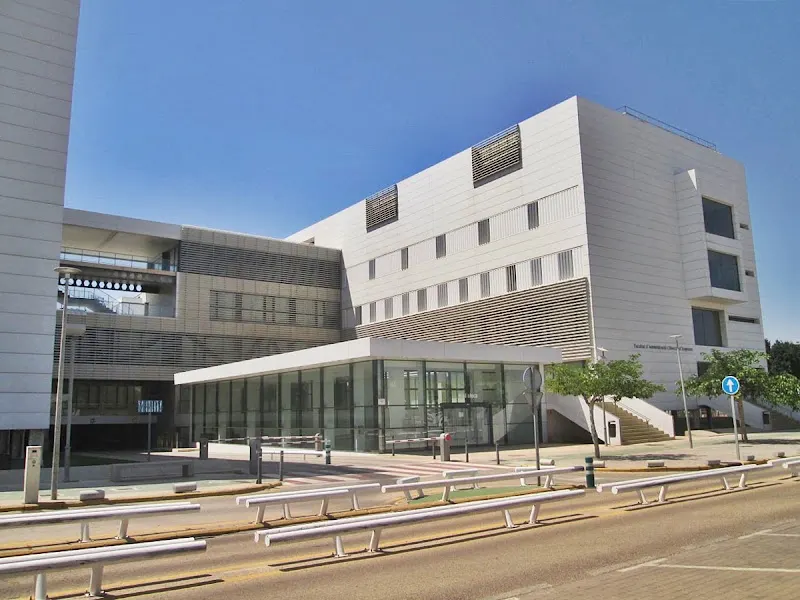 UPV - Facultad de Administración y Dirección de Empresas ADE - Valencia