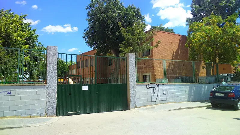 CEIP Castellar Oliveral - Colegio público en Valencia - foto 2