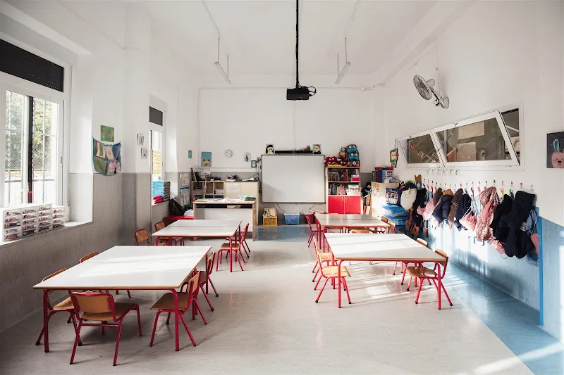 Colegio Mercedes. Fundación Educativa Doctrina Cristiana - Sevilla