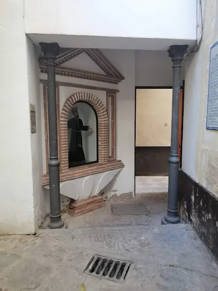 Plaza de la Escuela de Cristo