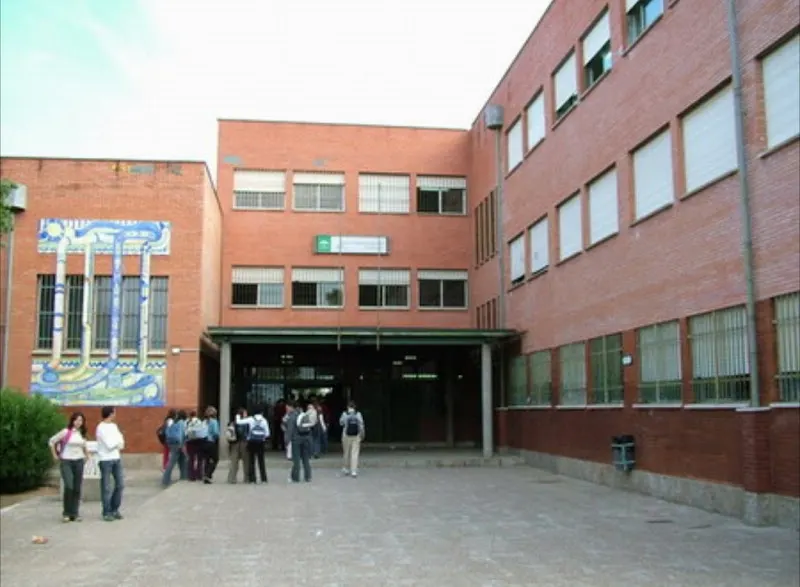 IES Albert Einstein - Instituto de secundaria en Sevilla - foto 3