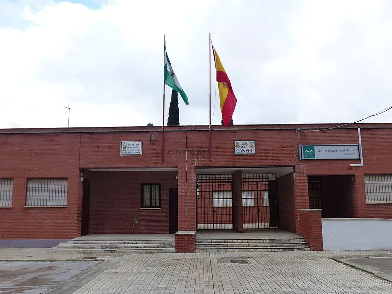 CEIP Ángel Ganivet - Colegio público en Sevilla - foto 2