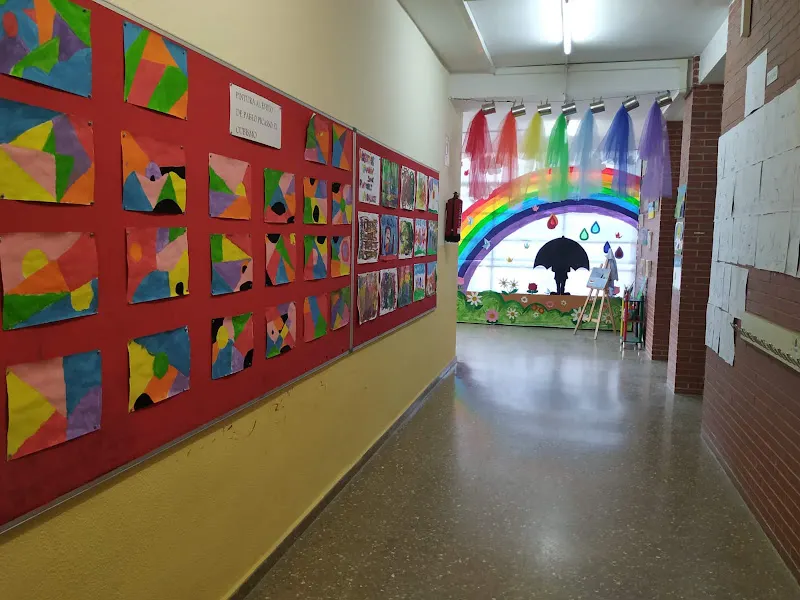 CEIP Ángel Ganivet - Colegio público en Sevilla - foto 3
