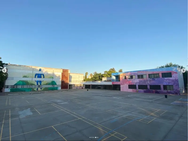 IES Ramón Carande - Instituto de secundaria en Sevilla - foto 2