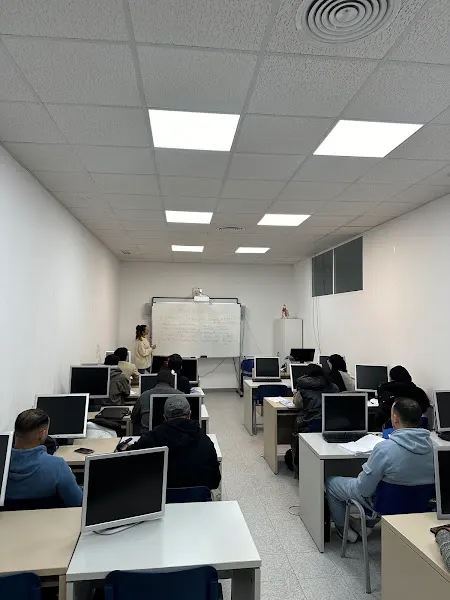 Maude Studio | Centro de formación en Málaga - Málaga