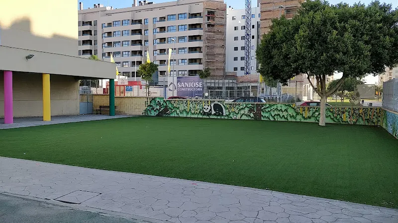 CEIP Carmen de Burgos - Málaga