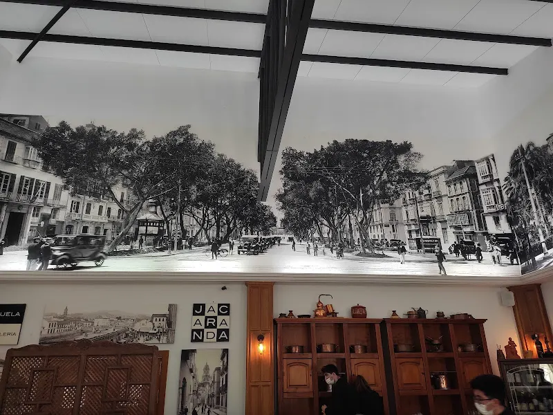 IES Jacaranda - Instituto de secundaria en Málaga - foto 2