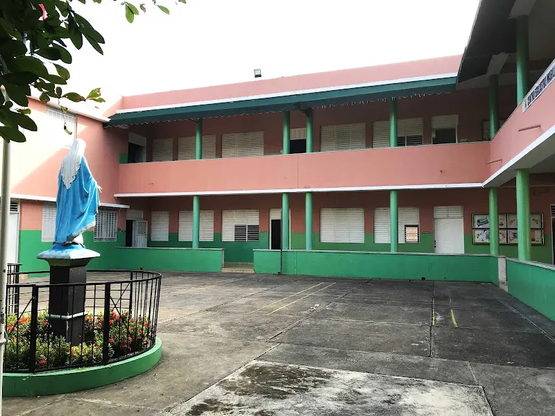 Colegio Diocesano Santa Rosa De Lima - Centro de educación secundaria en Málaga - foto 2