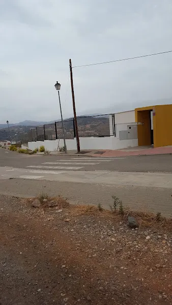 Colegio Rafael Alberti - Colegio público en Málaga - foto 2
