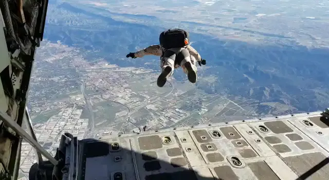 Escuela Militar de Paracaidismo - Murcia