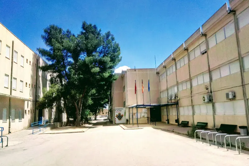 Instituto de Educación Secundaria Aljada - Instituto de secundaria en Murcia - foto 2