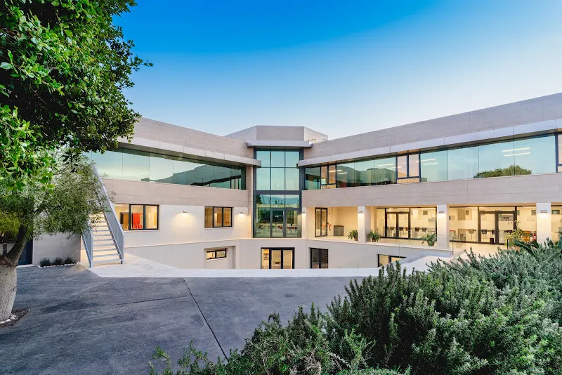 The Academy International School