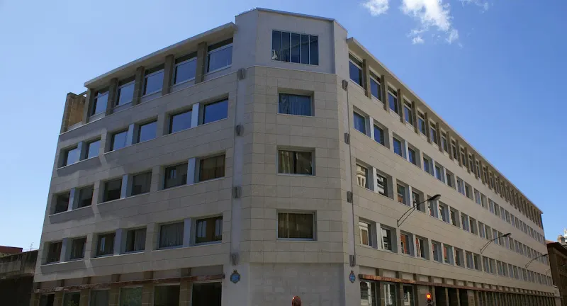 IES Martín de Bertendona BHI - Colegio público en Bilbao - foto 2