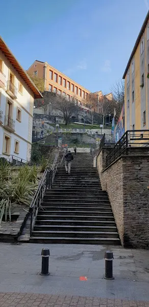 IES Solokoetxe BHI - Instituto de secundaria en Bilbao - foto 2