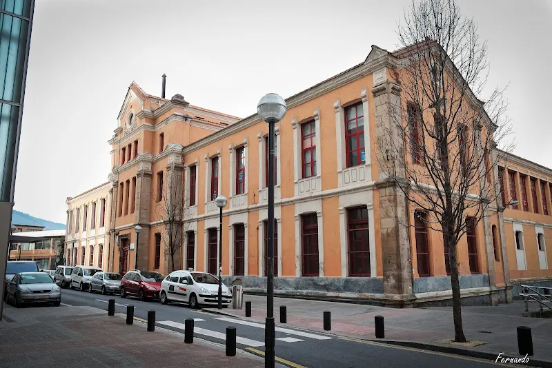 IES Solokoetxe BHI - Instituto de secundaria en Bilbao - foto 3