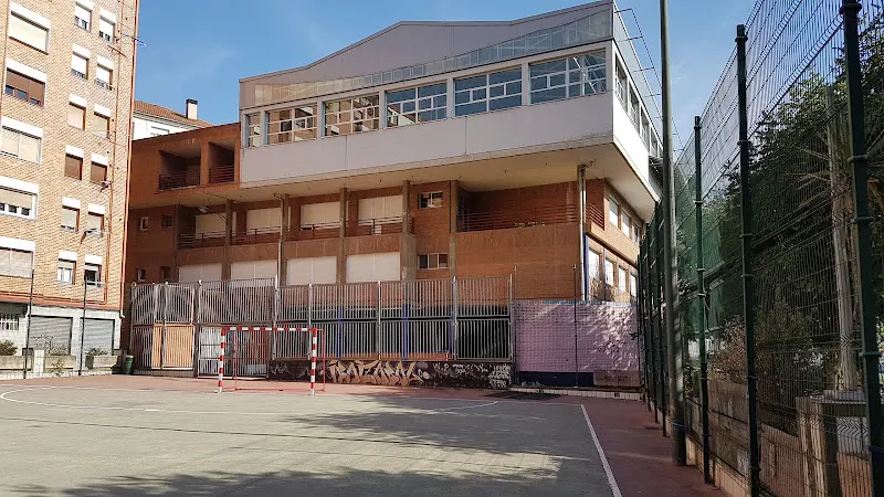 Ibaizabal BHI - Instituto de secundaria en Bilbao - foto 2