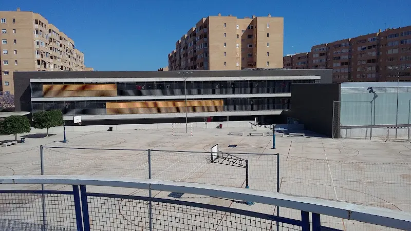 IES Bahía de Babel - Instituto de secundaria en Alicante - foto 2