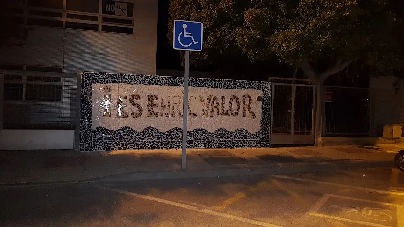 INSTITUTO DE EDUCACIÓN SECUNDARIA ENRIC VALOR - Instituto de secundaria en Alicante - foto 2