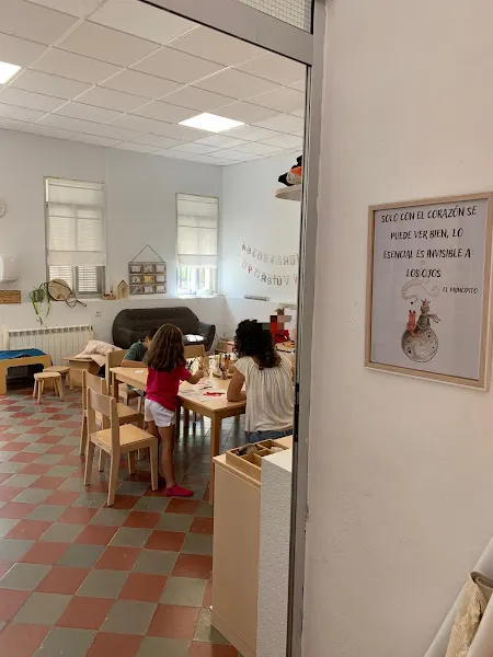 Colegio Público L'Om - Fondo de les Neus (el)/Hondon de las Nieves