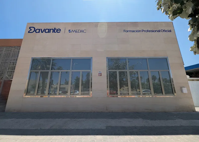 Davante Alicante Babel 🥇 Centro FP Alicante - Centro de formación profesional en Alicante - foto 3