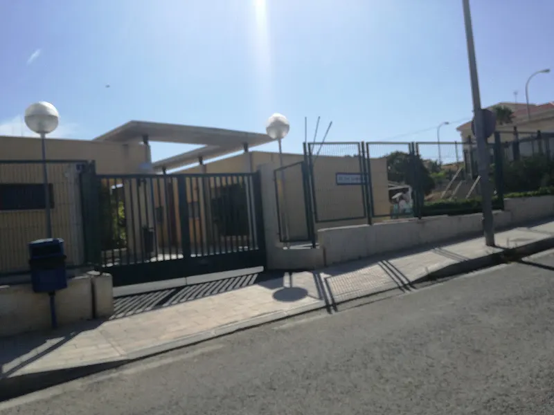 C.E.I.P. LOS ALMENDROS. El Rebolledo. - Alicante