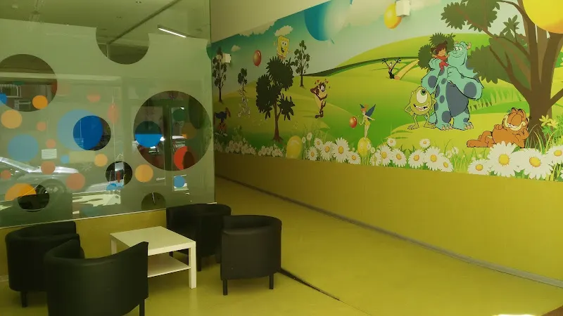 Centro de Educación Infantil Pequeño Mundo - Alicante
