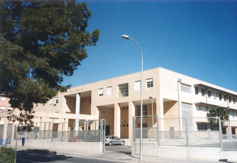 IES Gran Vía - Instituto de secundaria en Alicante - foto 2