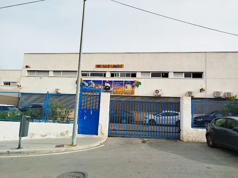 IES Lloixa - Instituto de secundaria en Alicante - foto 3