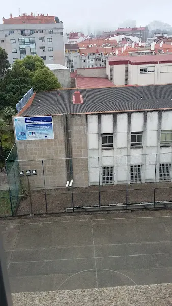 IES Politécnico de Vigo - Instituto de secundaria en Vigo - foto 2