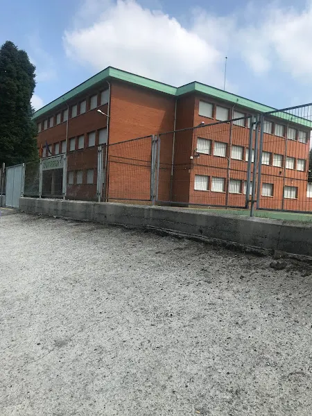 Colegio Público Santa Bárbara - Colegio público en Aller - foto 2