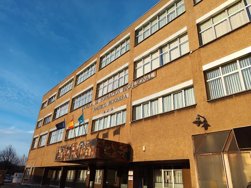 Ifes Instituto De Formación Y Estudios Sociales - Centro de formación profesional en Gijón - foto 2