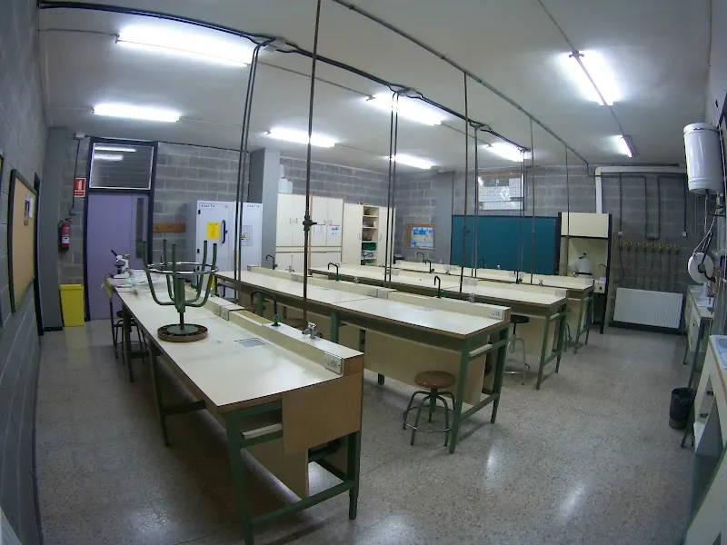IES Apel·les Mestres