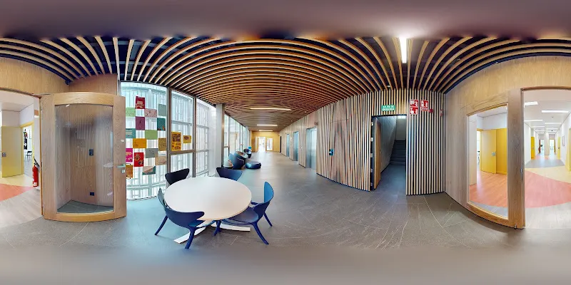 CEAC FP Barcelona 🎓 Centro de Formación Profesional Oficial