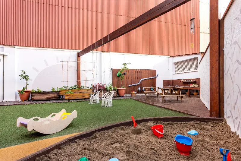 El Guirigall Escola Bressol - Centro educativo en Hospitalet de Llobregat (L) - foto 2