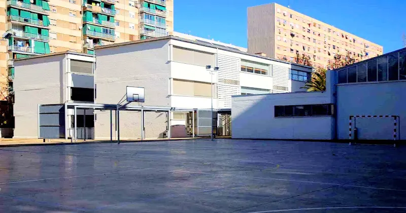 Instituto público Europa - Instituto de secundaria en Hospitalet de Llobregat (L) - foto 2