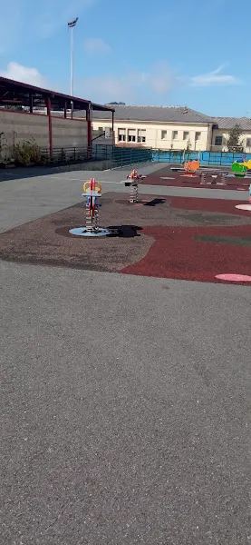 CEIP Raquel Camacho - Colegio público en Coruna (A) - foto 2