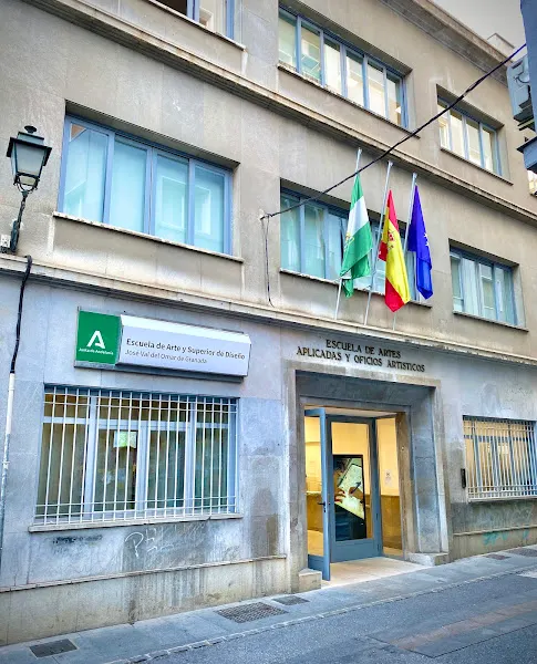 Escuela de Arte y Superior de Diseño José Val del Omar de Granada - Centro educativo en Granada - foto 2