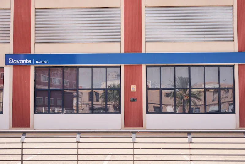 Davante MEDAC Elche 🥇 Centro FP Alicante - Centro de formación profesional en Elche - foto 2