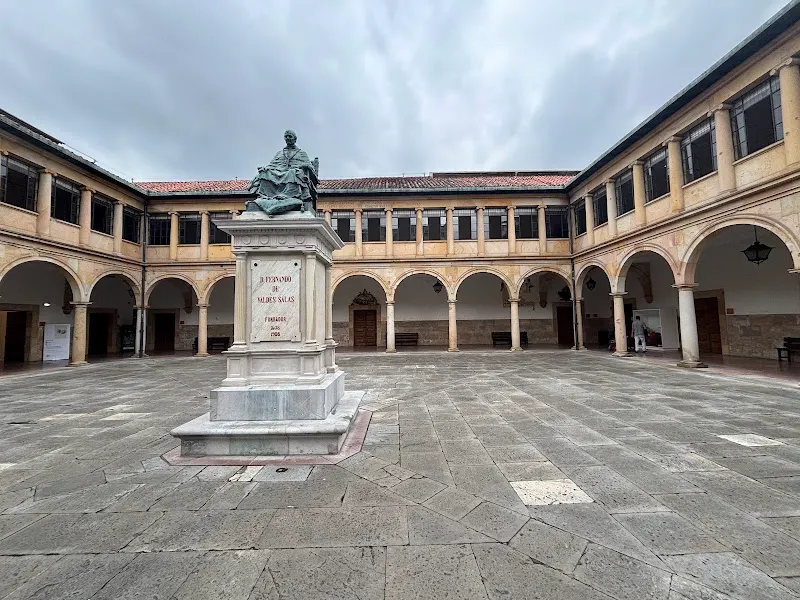 Universidad de Oviedo: Centro Internacional de Postgrado - Oviedo