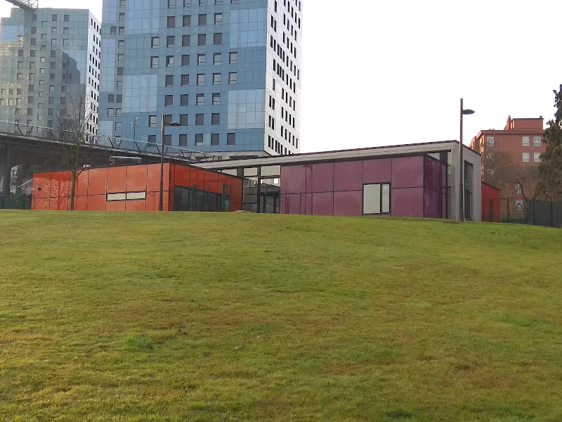 Centro de Educación Infantil Ventanielles - Colegio público en Oviedo - foto 2